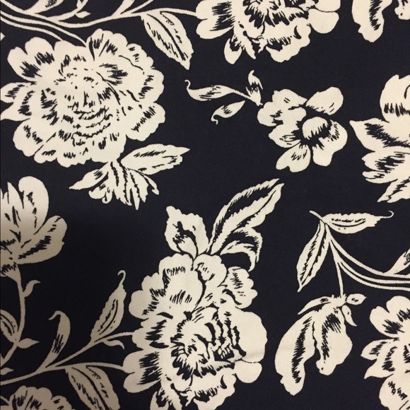 Gap- signature skinny ankle khaki - Picture 2 of 4